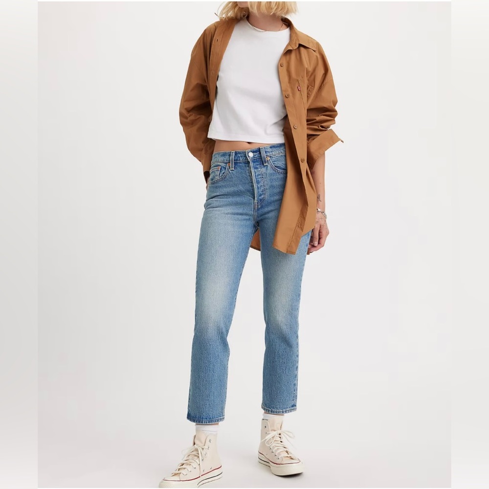 💙LEVI JEANS- STRAIGHT LEG “WEDGIE”